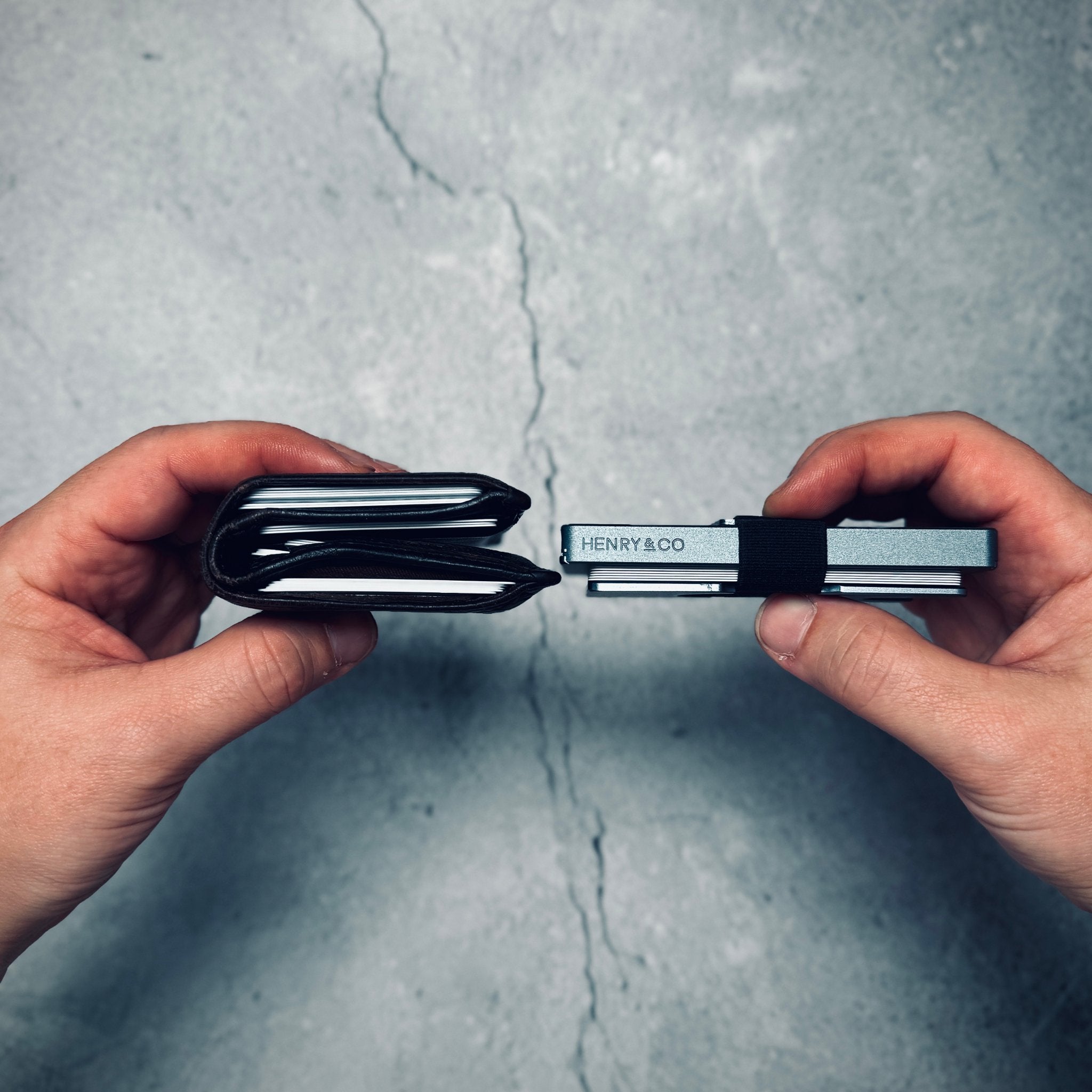 Slim and Stylish: Why the Evolve Smart Wallet is Your Best Accessory Upgrade - Henry & Co