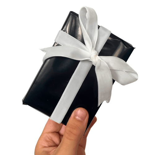 Gift Wrapping - Henry & Co