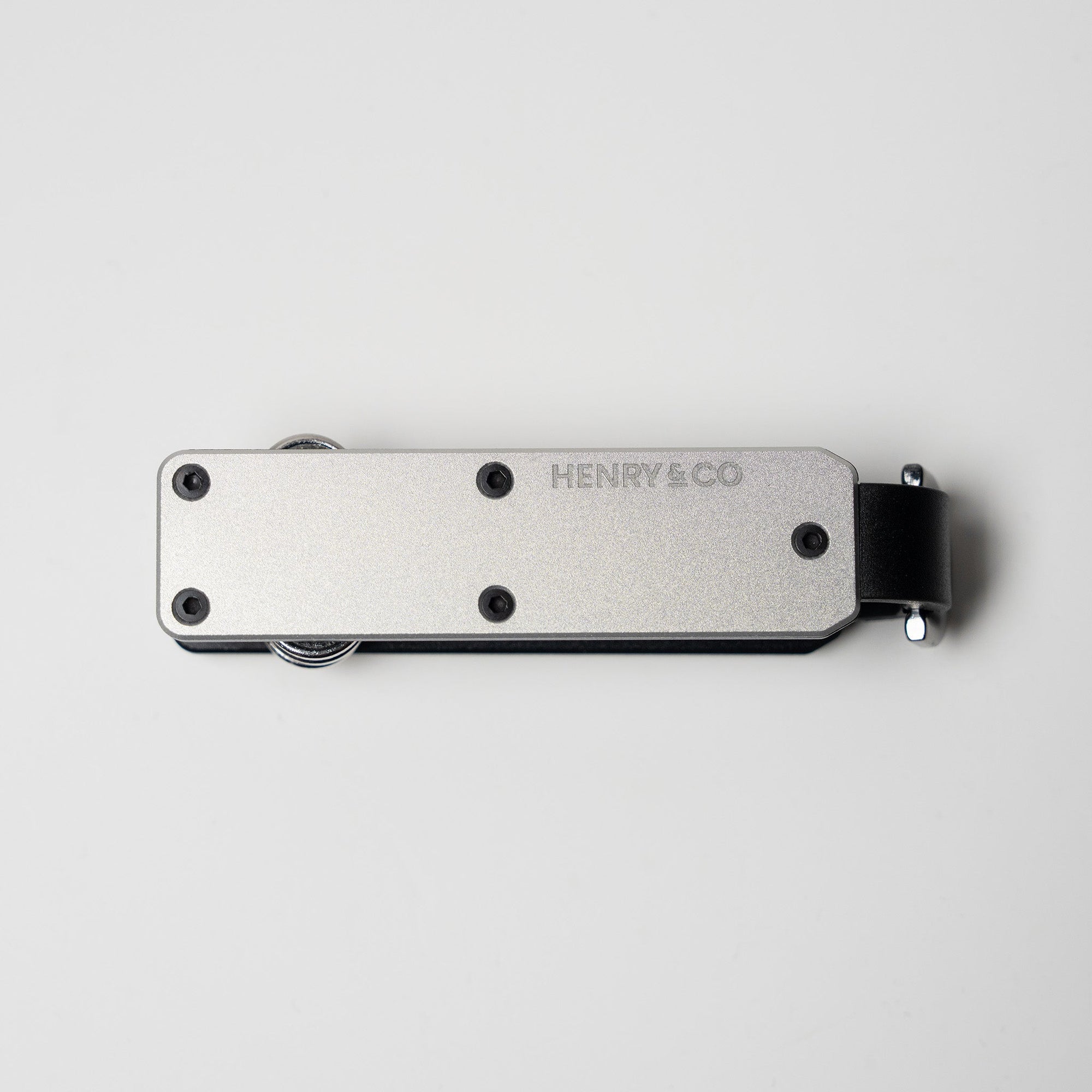 Platinum Vault Key Case backplate detail on white background